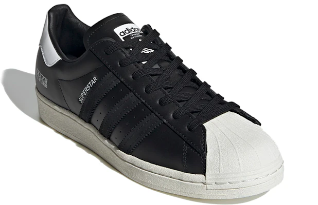 adidas Superstar 'Size Tag - Core Black' FV2809 Lookbook adidas Superstar 'Size Tag - Core Black' FV2809