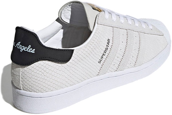 adidas Superstar 'Kulit Ular - Putih Kapur' FV2822 Shop adidas Superstar 'Kulit Ular - Putih Kapur' FV2822