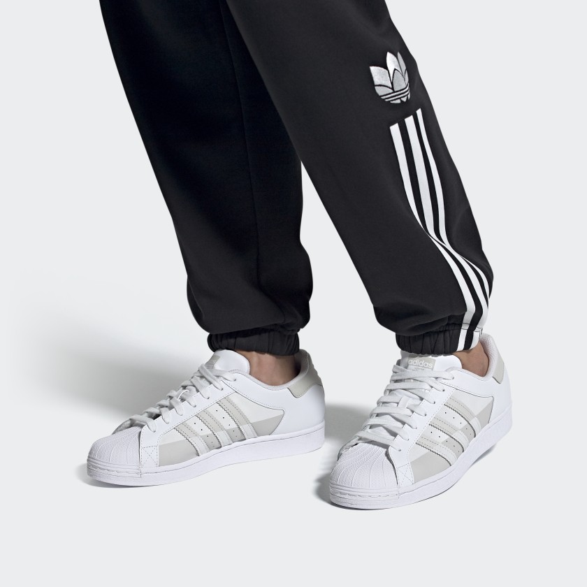 Sizing 愛迪達 SuperStar 'Split Reflective' FY8790