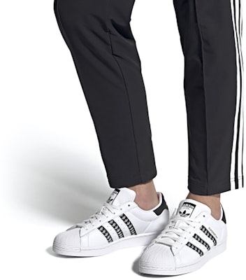 아디다스 슈퍼스타 '트레포일 스트라이프' FZ1967 Sizing 아디다스 슈퍼스타 '트레포일 스트라이프' FZ1967