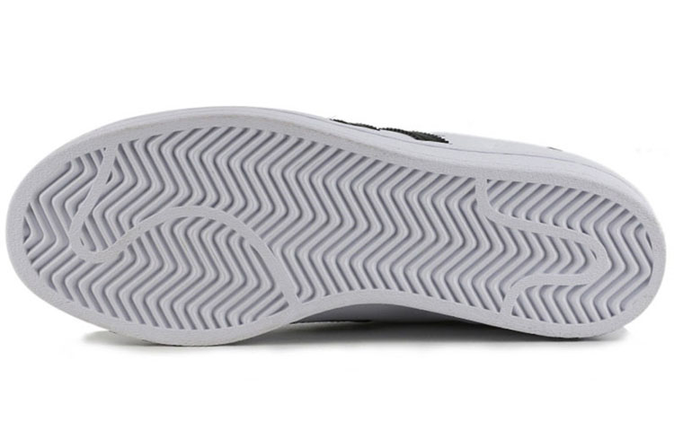 Purchase 아디다스 슈퍼스타 "발렌타인" (Adidas Superstar "Valentine") FW6384