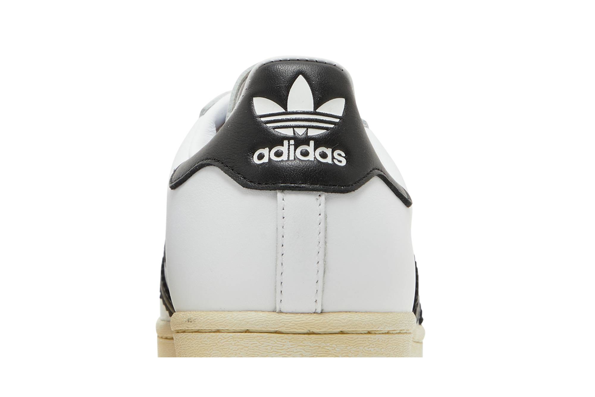 Sizing adidas Superstar 'Blanco Negro' FV2831