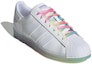 Lookbook 阿迪达斯Superstar“白色彩虹鞋底” GW9682