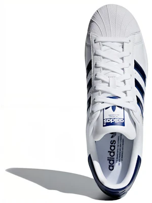 adidas originals Superstar 低筒 板鞋 男女都適用 皇家藍 Shop adidas originals Superstar 低筒 板鞋 男女都適用 皇家藍