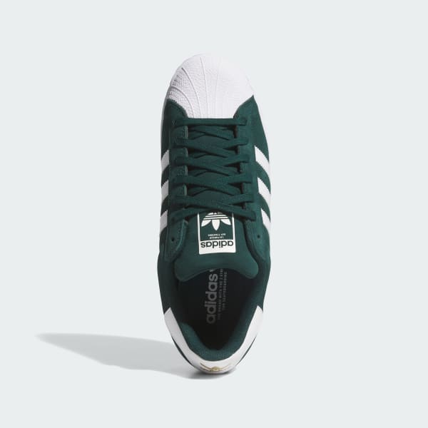 Lookbook adidas Superstar ADV 滑板鞋 極光常春藤/雲白/金屬金配色 KI5732