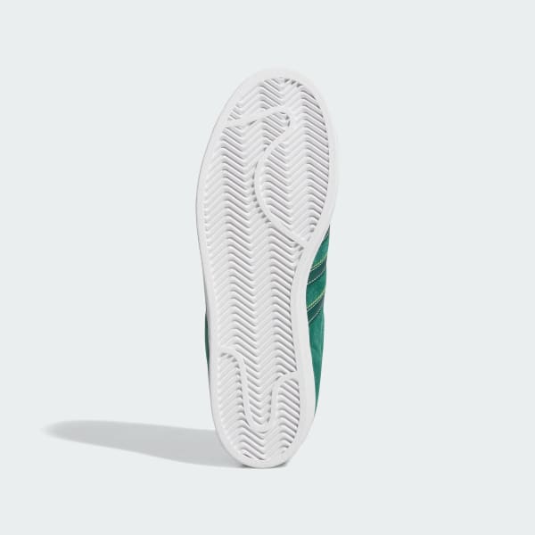 Shop 阿迪达斯Superstar ADV运动鞋大学绿/云白/大学绿 JQ1103