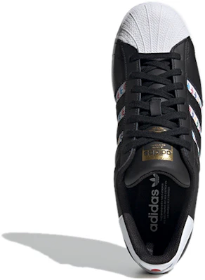 阿迪达斯Superstar黑色多色三叶草条纹 FZ0058 Purchase 阿迪达斯Superstar黑色多色三叶草条纹 FZ0058