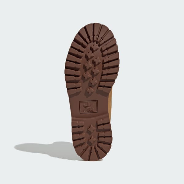 Shop Adidas Superstar 長靴 沙綠/沙綠/核心黑 JS0703