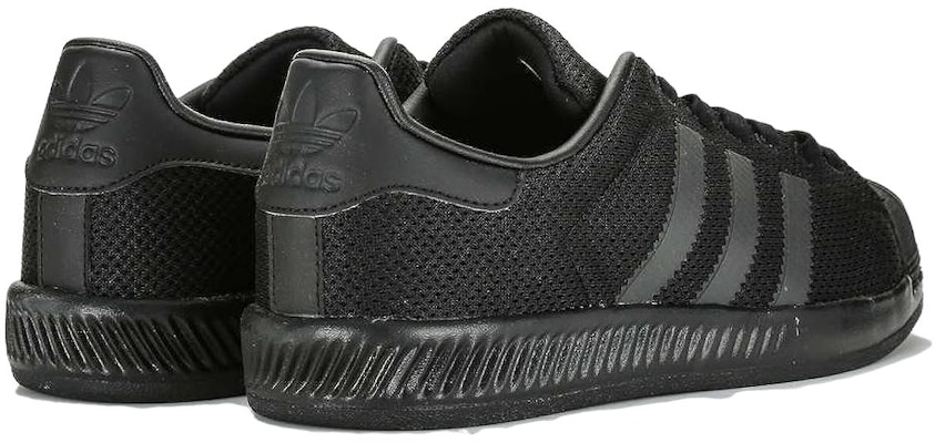아디다스 슈퍼스타 바운스 '올블랙' S82237 Lookbook 아디다스 슈퍼스타 바운스 '올블랙' S82237