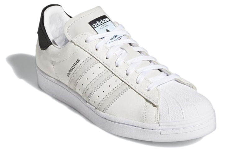 Lookbook adidas Superstar Putih Awan Putih Kristal FV2823