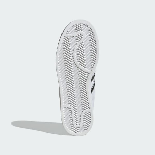 Lookbook (W) アディダス スーパースター II スニーカー クラウドホワイト/マットシルバー/コアブラック JR4233