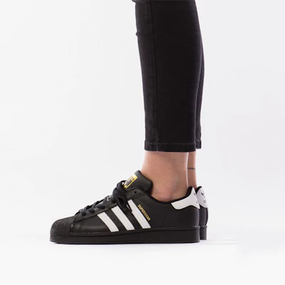 阿迪达斯Superstar J '经典黑' B23642 Sizing 阿迪达斯Superstar J '经典黑' B23642