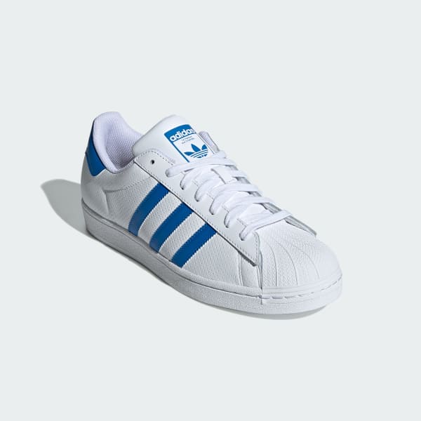 Shop Adidas 經典鞋款 - Superstar 球鞋 IF3652