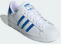 Shop Adidas 經典鞋款 - Superstar 球鞋 IF3652