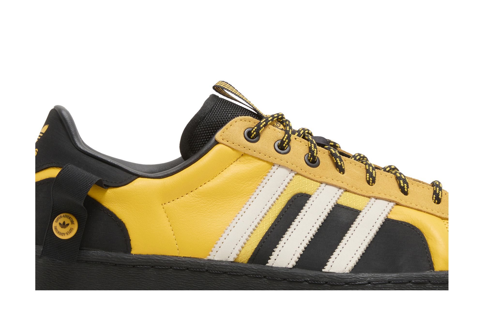 Order adidas Superstar Winterized 'Negro Core y Aluminio' GW5918
