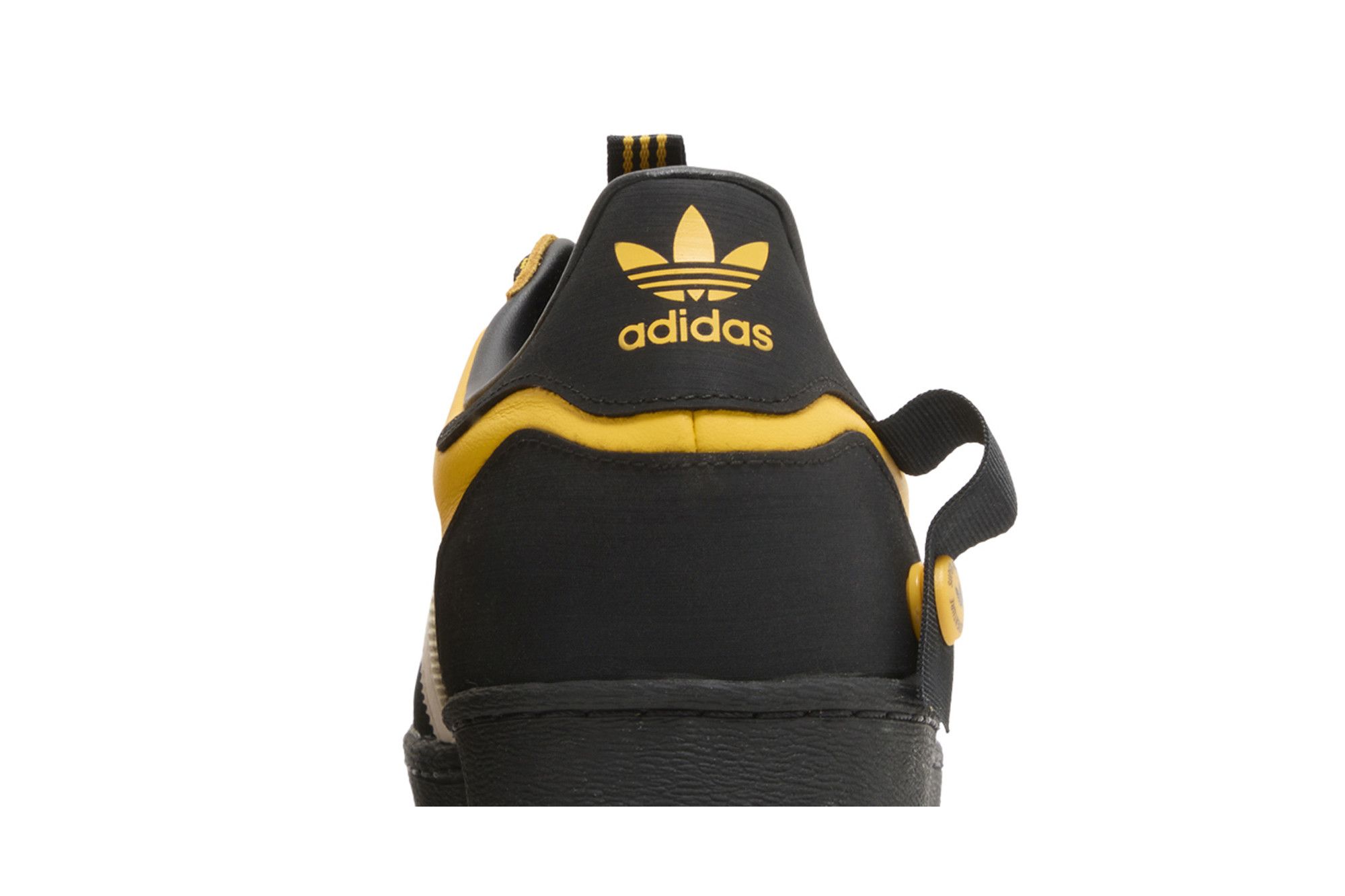 Sizing adidas Superstar Winterized 'Negro Core y Aluminio' GW5918