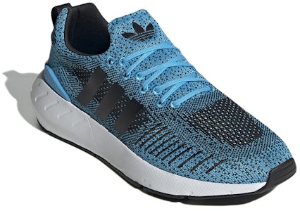 adidas Swift Run 22 'Sky Rush Hitam' GZ3506 Lookbook adidas Swift Run 22 'Sky Rush Hitam' GZ3506