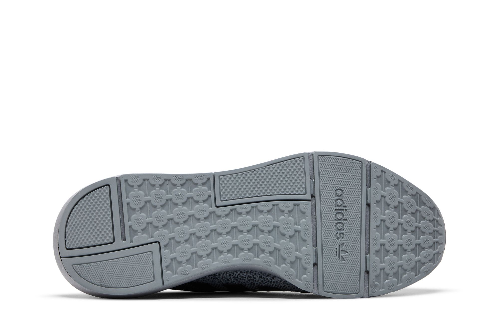 Shop adidas Swift Run 22 'Gris Triple' GZ3502