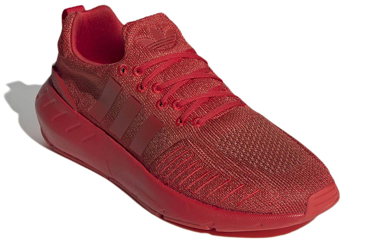 Lookbook adidas Swift Run 22 'Rojo Vivo' GZ3503