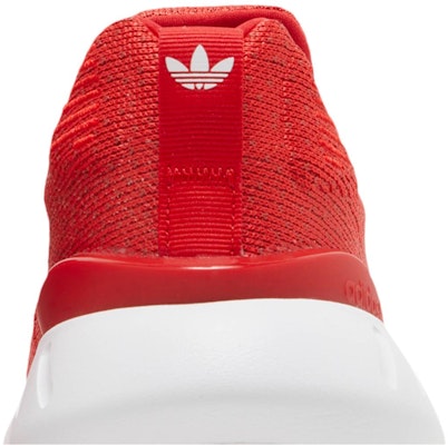 adidas Swift Run 22 'Vivid Red White' GZ3497 Sizing adidas Swift Run 22 'Vivid Red White' GZ3497