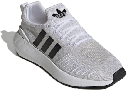 adidas Swift Run 22 'Blanco Gris' GY3047 Lookbook adidas Swift Run 22 'Blanco Gris' GY3047