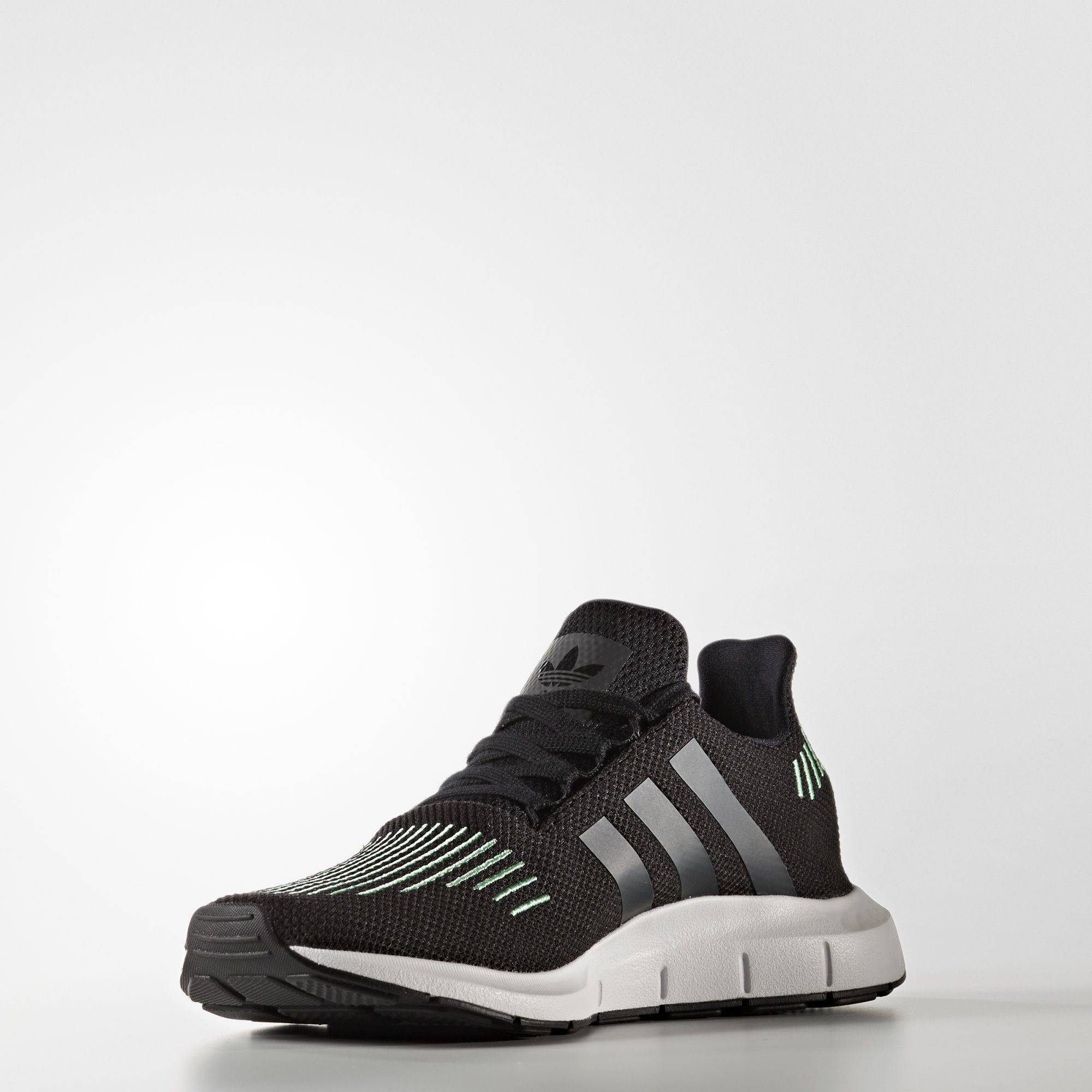 adidas Swift Run 'Black'