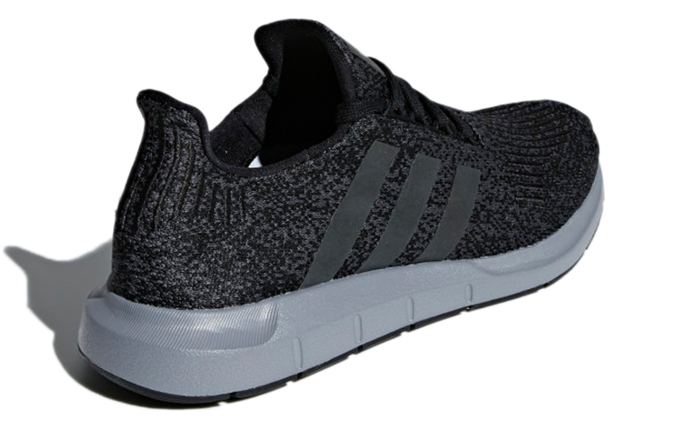 adidas Swift Run 'Black Grey' 圖 4