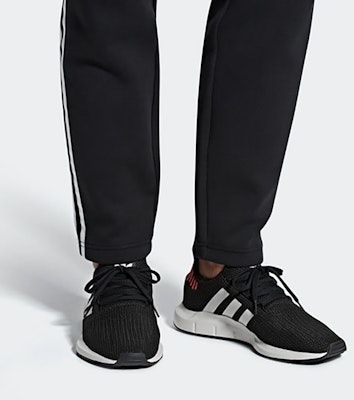 阿迪达斯 Originals Swift Run 低帮跑步鞋 黑白橙 Sizing 阿迪达斯 Originals Swift Run 低帮跑步鞋 黑白橙