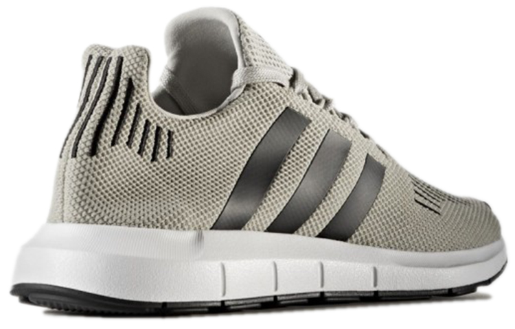 Shop adidas originals Swift Run 舒適耐磨防滑 低幫運動跑步鞋 男女同款 灰