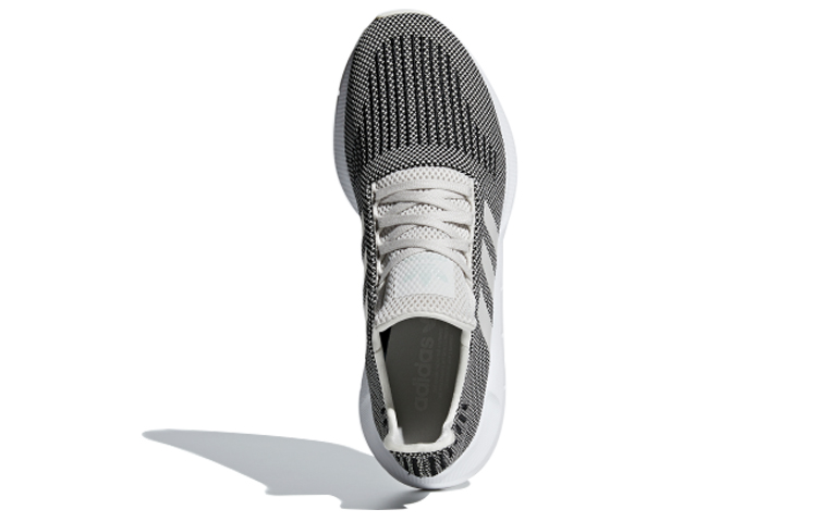 adidas Swift Run 'Talc' 圖 4