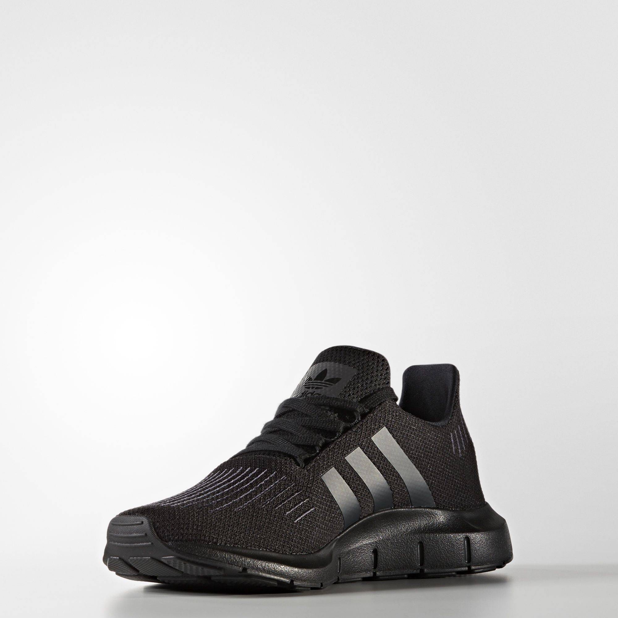 Buy adidas Swift Run "Negro Triple" CG4111