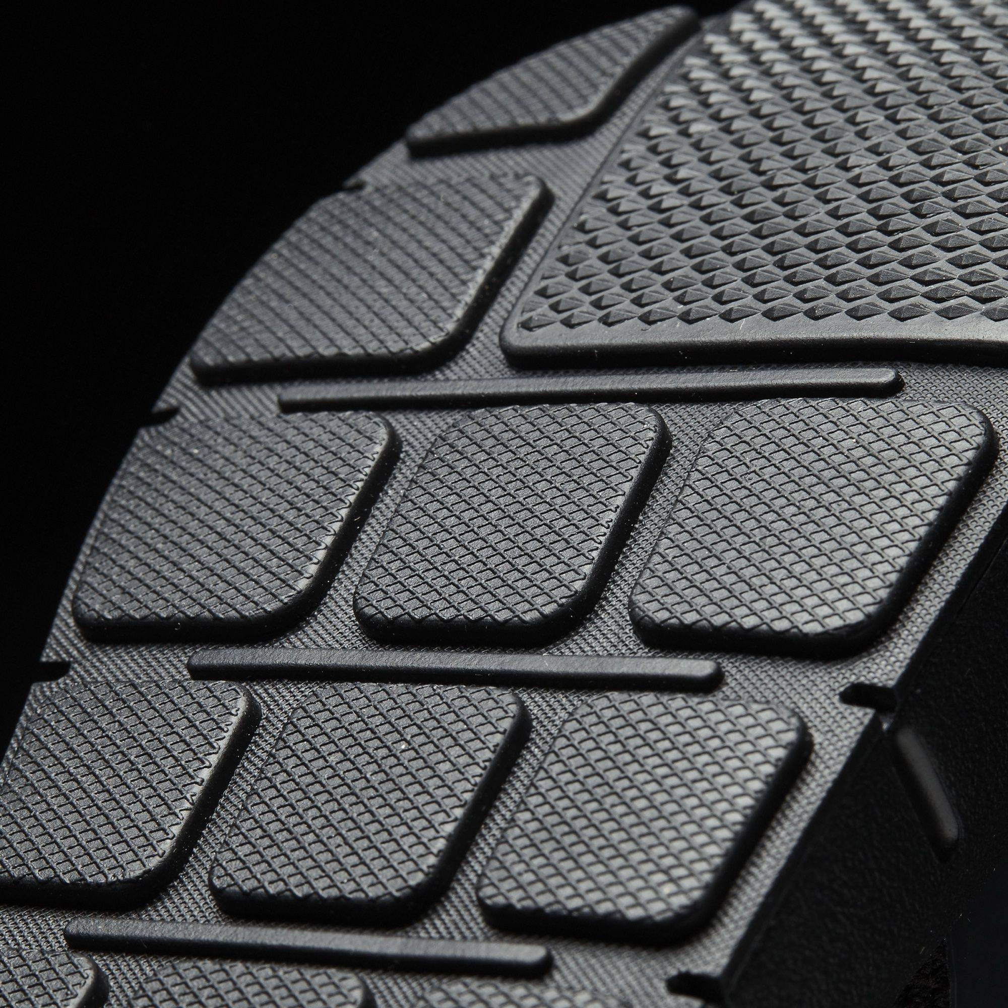 Details for adidas Swift Run "Negro Triple" CG4111