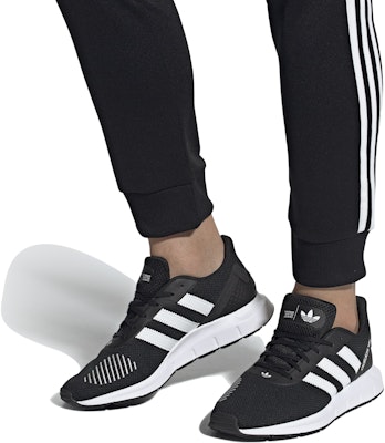 아디다스 스위프트 런 RF '블랙' (Adidas Swift Run RF 'Black') FV5361 Sizing 아디다스 스위프트 런 RF '블랙' (Adidas Swift Run RF 'Black') FV5361