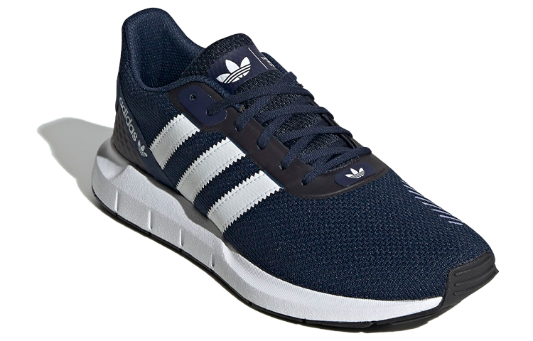 Lookbook adidas Swift Run RF 'Collegiate Navy' Biru Laut FV5359