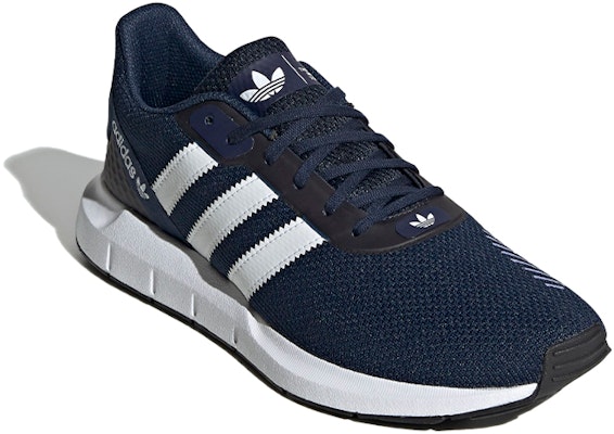 adidas Swift Run RF 'Collegiate Navy' Biru Laut FV5359 Lookbook adidas Swift Run RF 'Collegiate Navy' Biru Laut FV5359