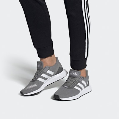 adidas Swift Run RF Kelabu Tiga FV5360 Sizing adidas Swift Run RF Kelabu Tiga FV5360