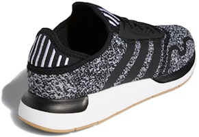 adidas originals Swift Run X 雪花灰 Shop adidas originals Swift Run X 雪花灰