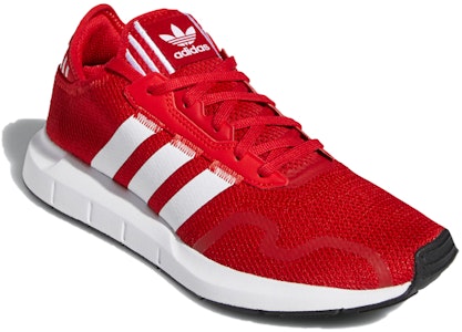 スウィフトランX スカーレット FY2113 Lookbook スウィフトランX スカーレット FY2113