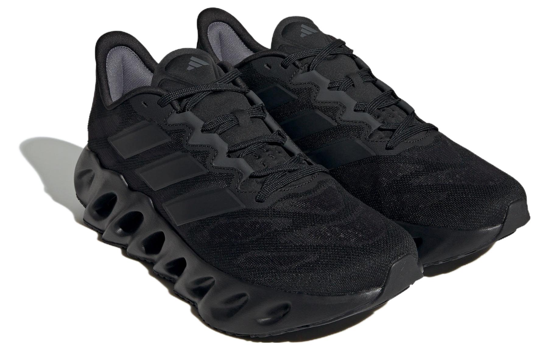Shop adidas Switch FWD ''Noir Carbone'' ID1779