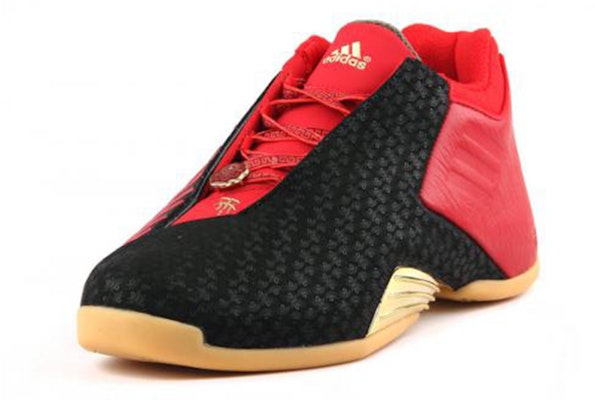 adidas T mac 3 羊年版 低筒 實戰籃球鞋 男款 黑紅 Lookbook adidas T mac 3 羊年版 低筒 實戰籃球鞋 男款 黑紅