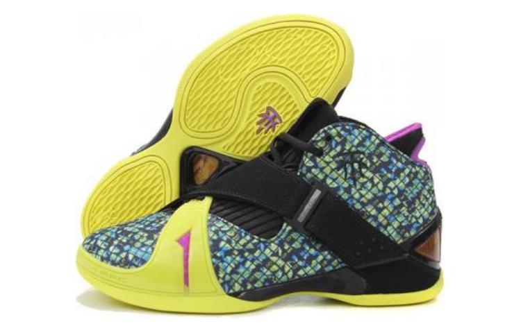 Shop adidas T-mac 5 麥迪 5 中筒 男款籃球鞋 黑綠