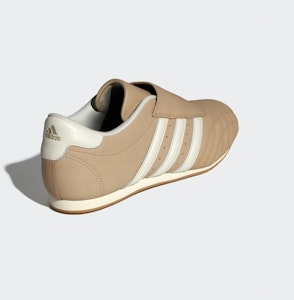 (W) Adidas 跆拳道裝備:武術服飾與器材 魔法米色/米白/膠色 JS4524 Details for (W) Adidas 跆拳道裝備:武術服飾與器材 魔法米色/米白/膠色 JS4524