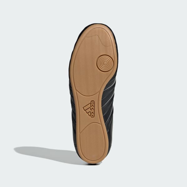 Lookbook アディダス テコンドー マーシャルアーツ スニーカー コアブラック/ガム JS4011