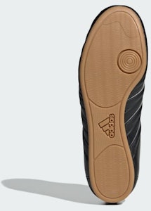 アディダス テコンドー マーシャルアーツ スニーカー コアブラック/ガム JS4011 Lookbook アディダス テコンドー マーシャルアーツ スニーカー コアブラック/ガム JS4011