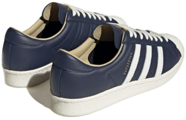 아디다스 오리지널 슈퍼스타 80S '네이비' ID4852 Lookbook 아디다스 오리지널 슈퍼스타 80S '네이비' ID4852