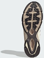 Adidas 《神廟逃亡2》遊戲配色 米白/奶油白/核心黑 JR9560 Lookbook Adidas 《神廟逃亡2》遊戲配色 米白/奶油白/核心黑 JR9560