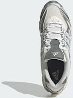 Adidas Temple Run 2 Putih Gading/Perak Metalik/Putih Krim JR9557 Order Adidas Temple Run 2 Putih Gading/Perak Metalik/Putih Krim JR9557