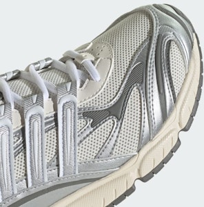 Adidas Temple Run 2 Off White/Silver Metallic/Cream White Putih/Silver/Cream JR9557 Sizing Adidas Temple Run 2 Off White/Silver Metallic/Cream White Putih/Silver/Cream JR9557