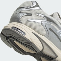 Adidas Temple Run 2 Putih Gading/Perak Metalik/Putih Krim JR9557 Cheap Adidas Temple Run 2 Putih Gading/Perak Metalik/Putih Krim JR9557