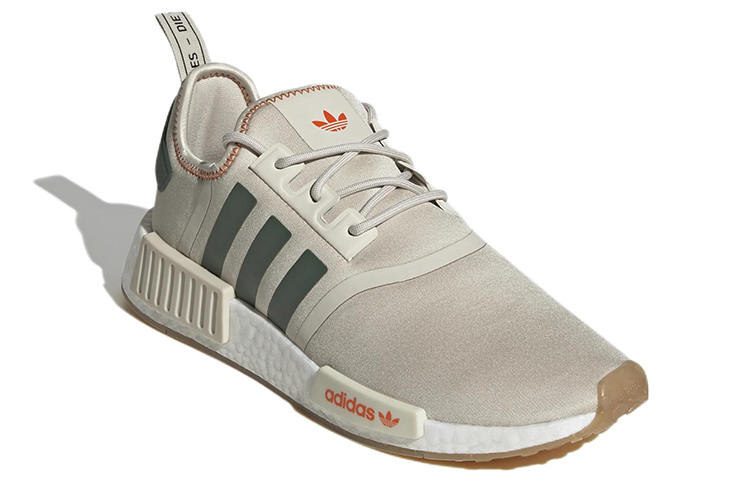 Lookbook 阿迪达斯 NMD_R1 '米色绿色' 运动鞋 HP7851